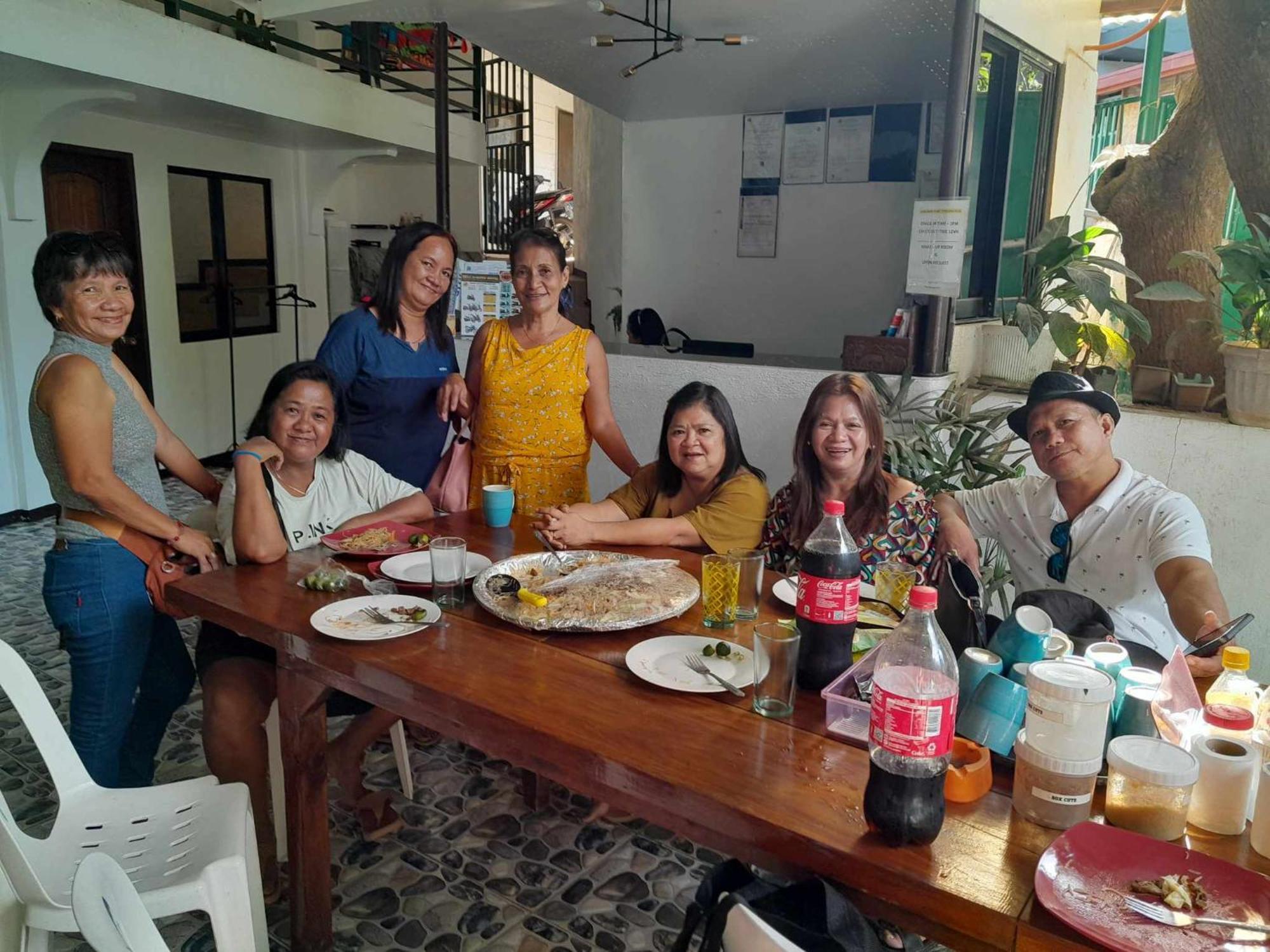 Lang2 Place Coron Bagian luar foto