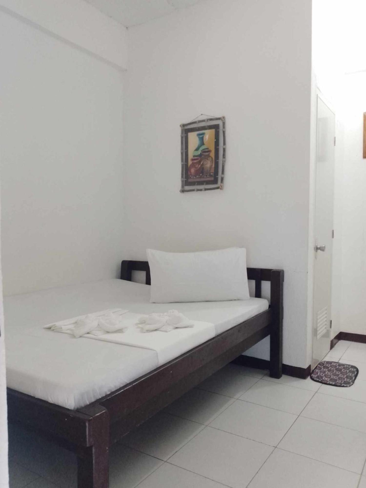 Lang2 Place Coron Bagian luar foto