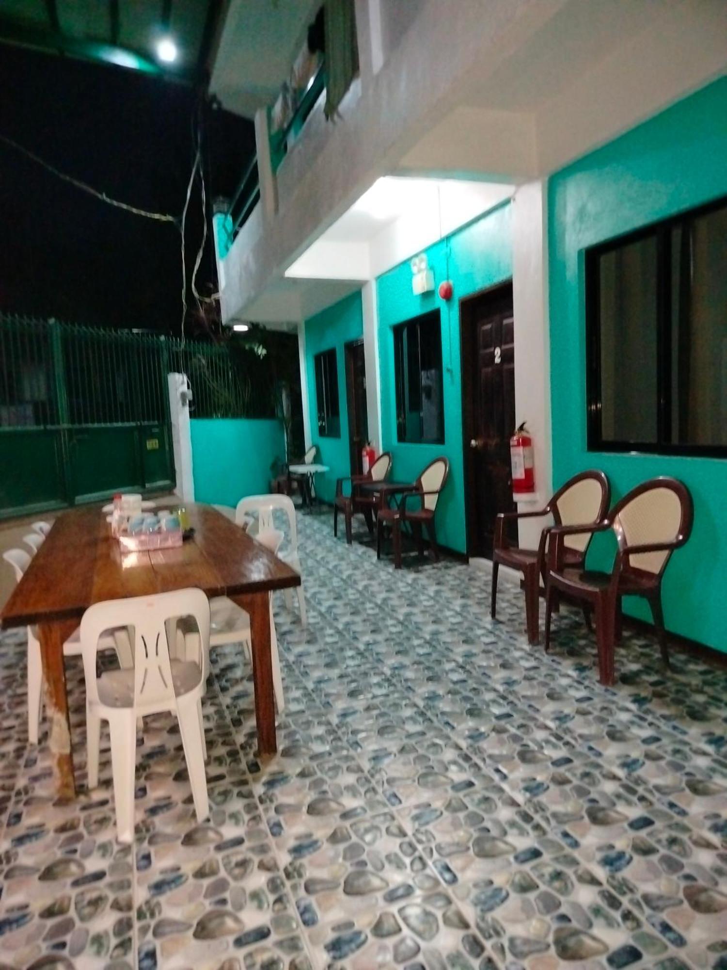 Lang2 Place Coron Bagian luar foto